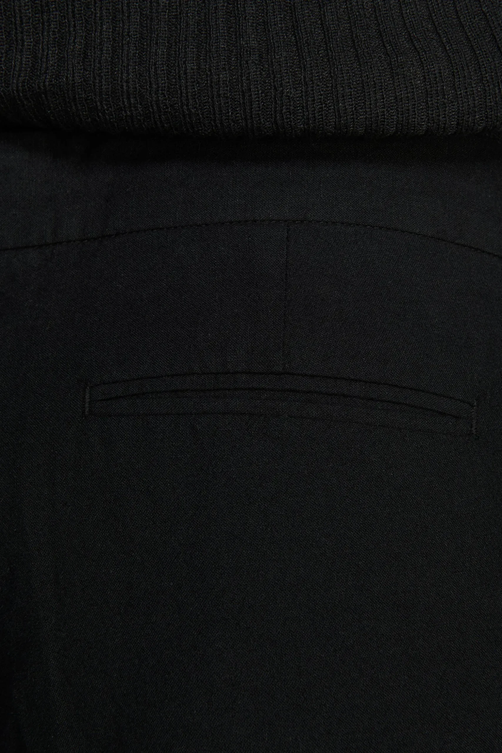 Bermuda misto lino nero "Volume"