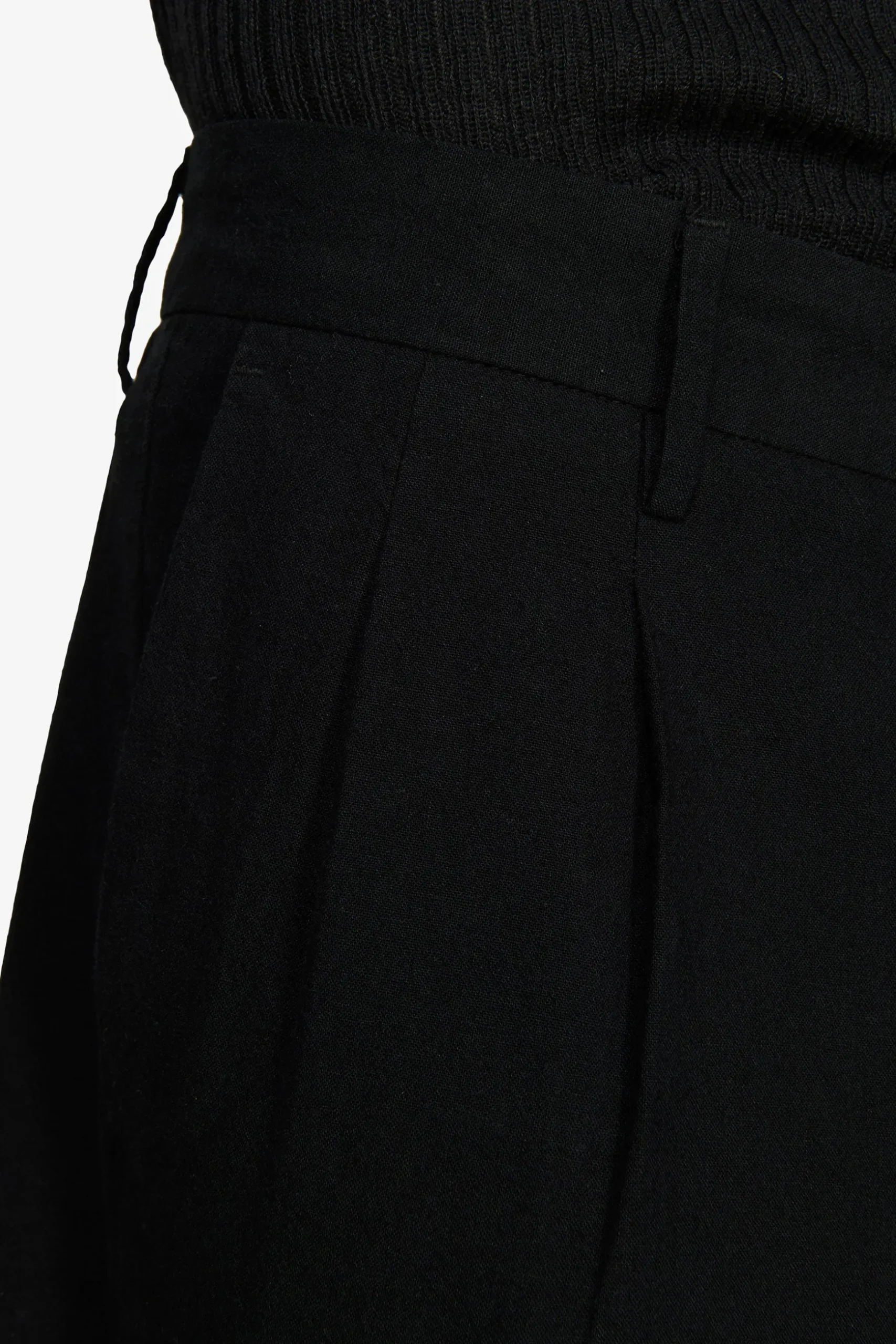 Bermuda misto lino nero "Volume"
