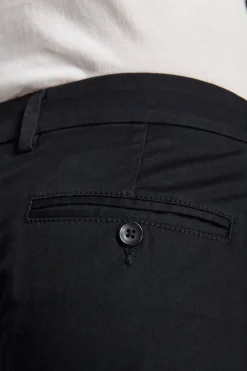 Pantaloni chino neri